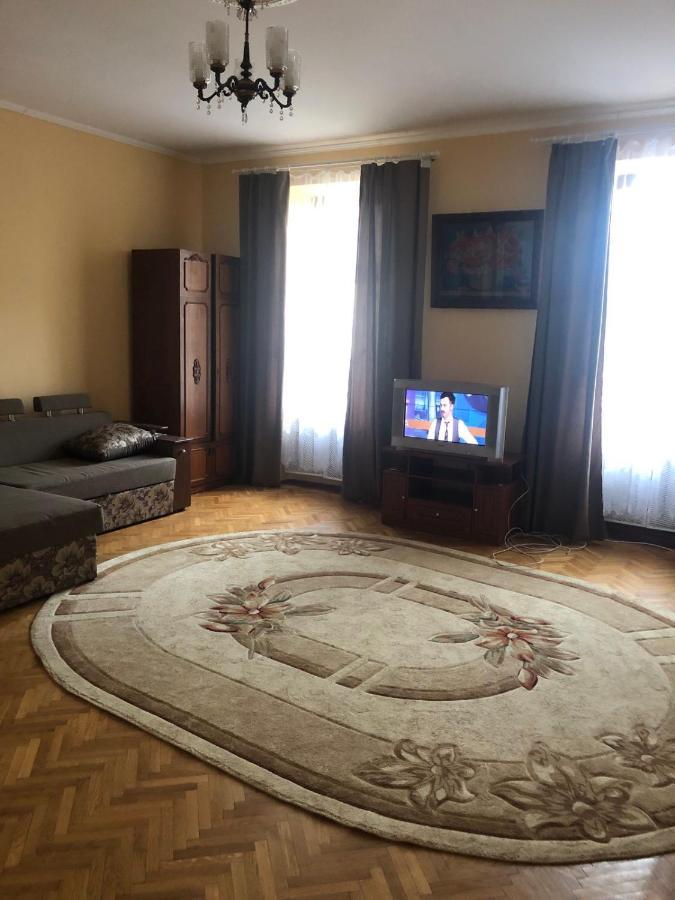 Old Town Flat Мукачеве Екстериор снимка