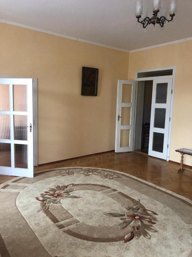 Old Town Flat Мукачеве Екстериор снимка